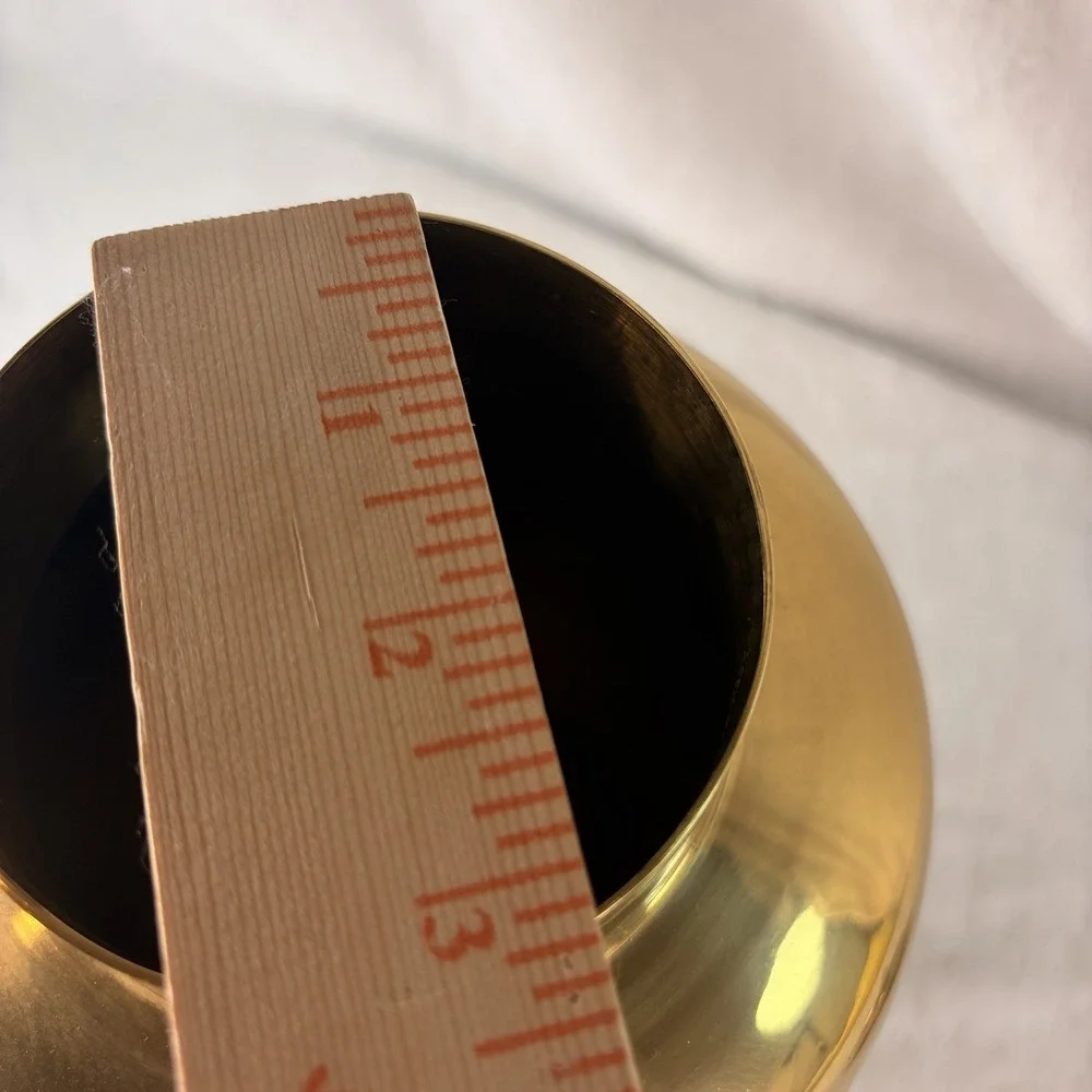 Vintage Solid Brass Ginger Jar Pointed Finial Lid Hollywood Regency Temple Urn
